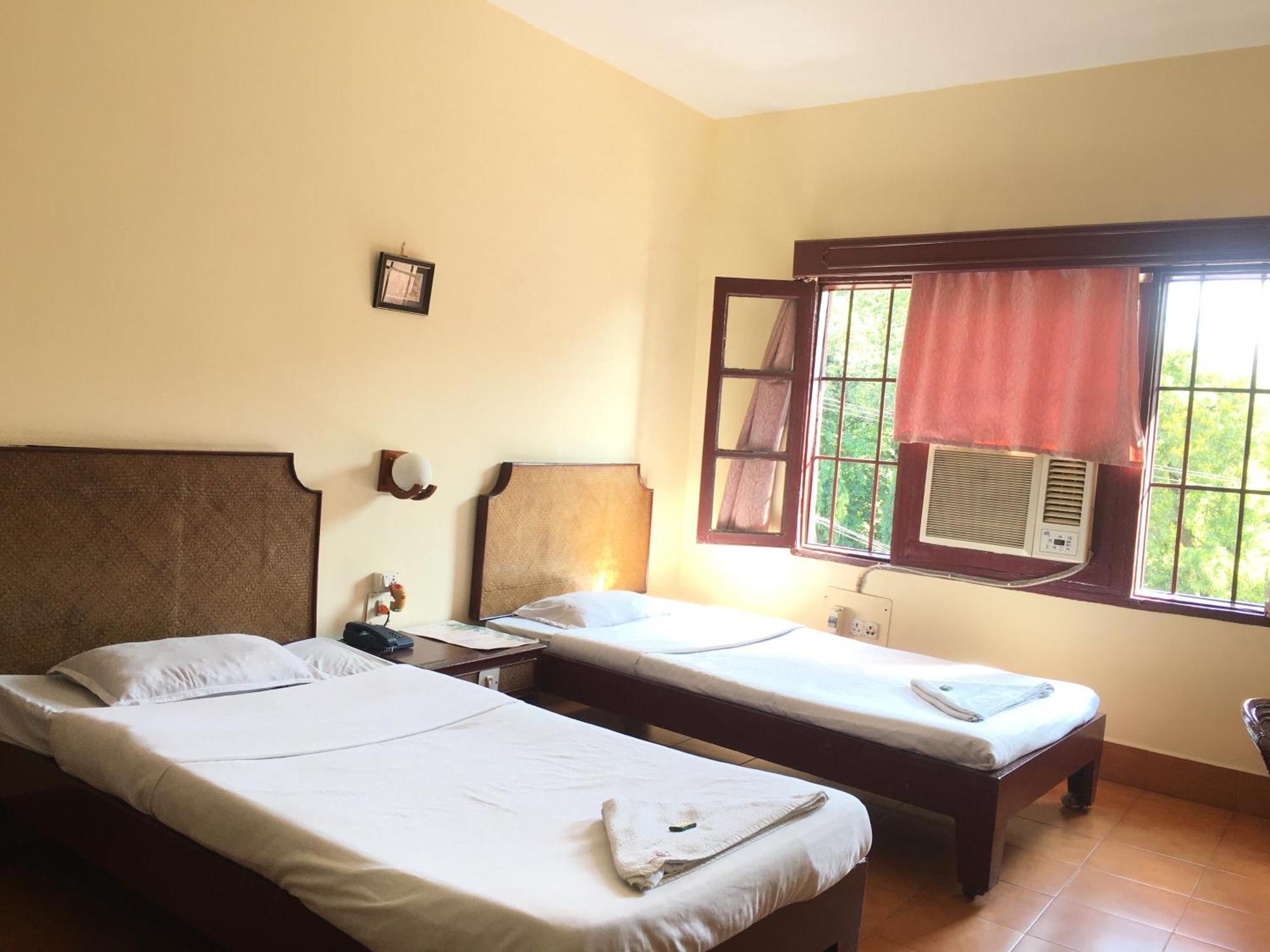 Hotel Indsurya Dibrugarh Exterior foto