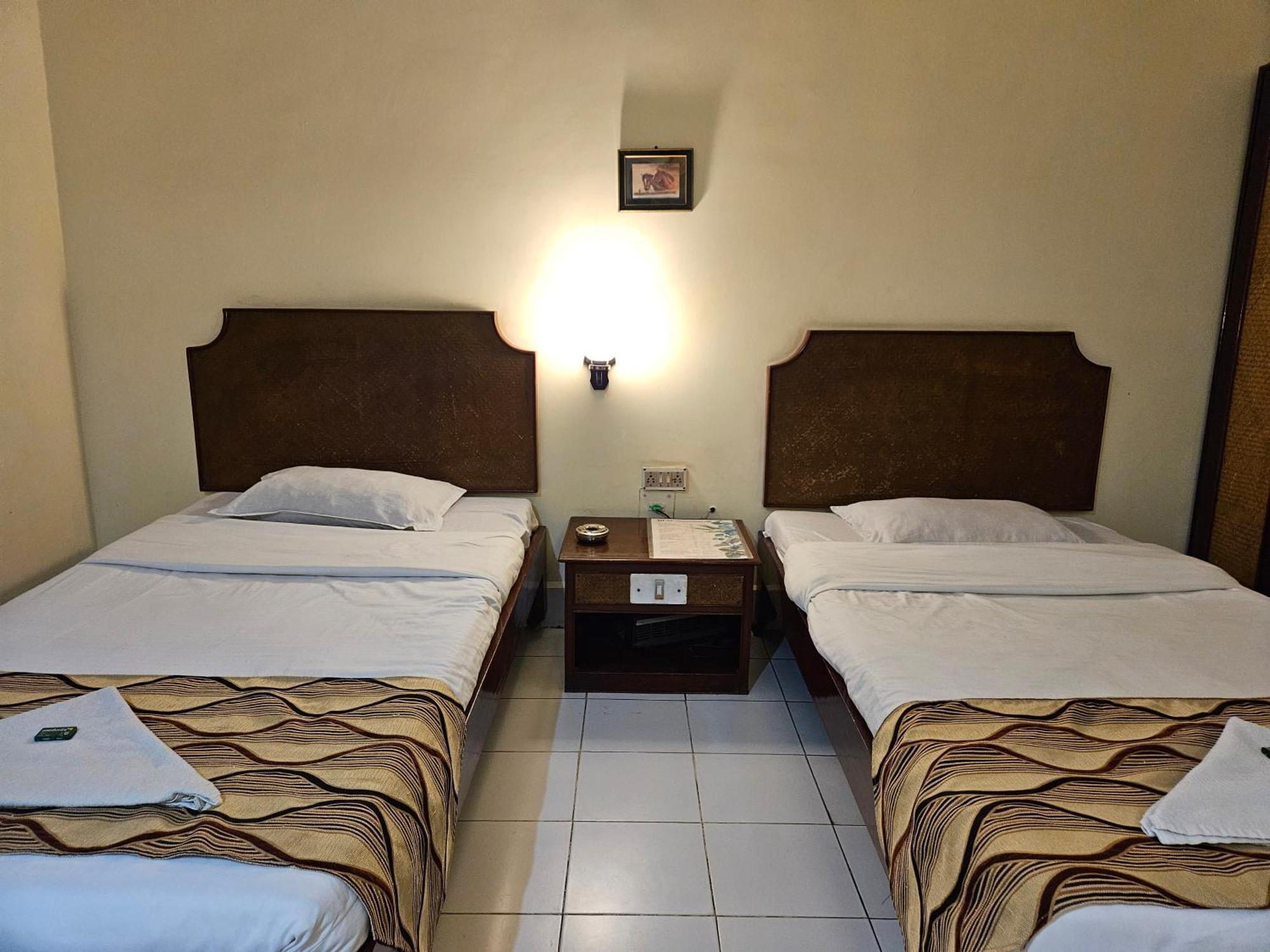 Hotel Indsurya Dibrugarh Exterior foto